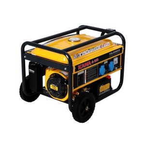 
					Генератор бензиновый KGL3500CE, 1-фазный 230V, 50Hz, 3.5kVA/2.8kW, бак 15 л, расход 1.3 л/ч, пуск: ручной/стартер (без АКБ), 590х433х430 мм, 43 кг